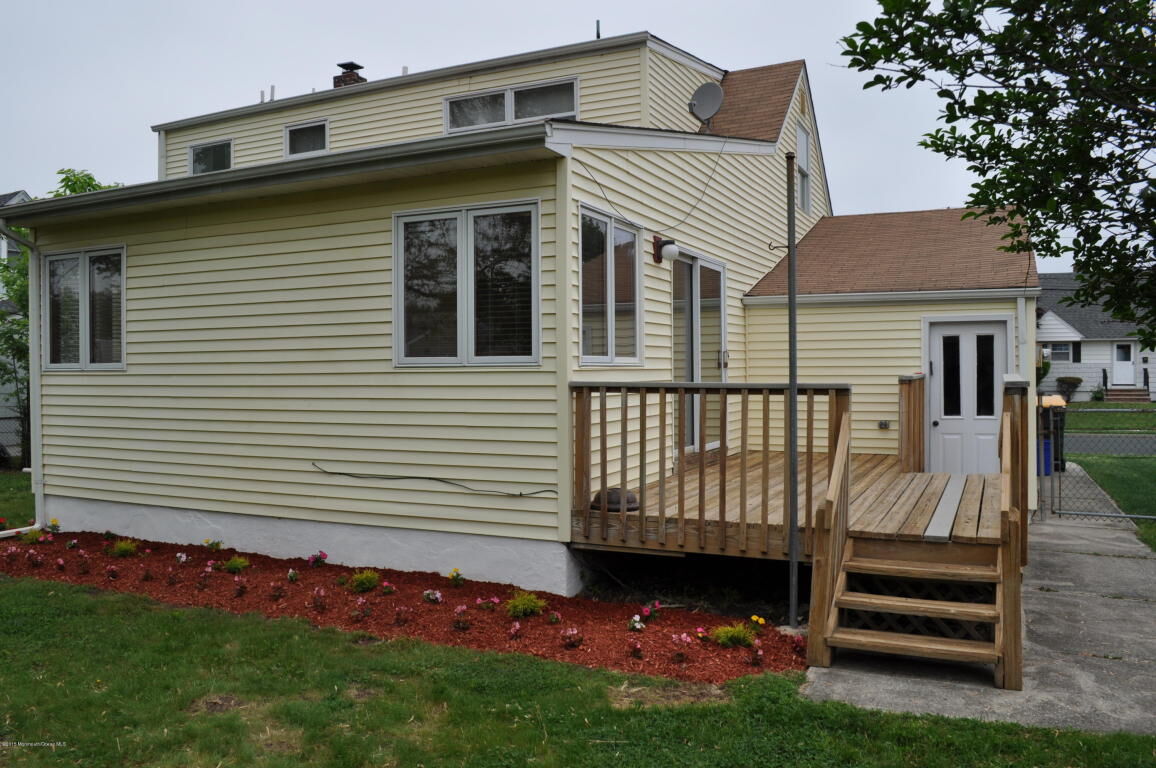 Property Photo:  19 Barkley Road  NJ 08857 