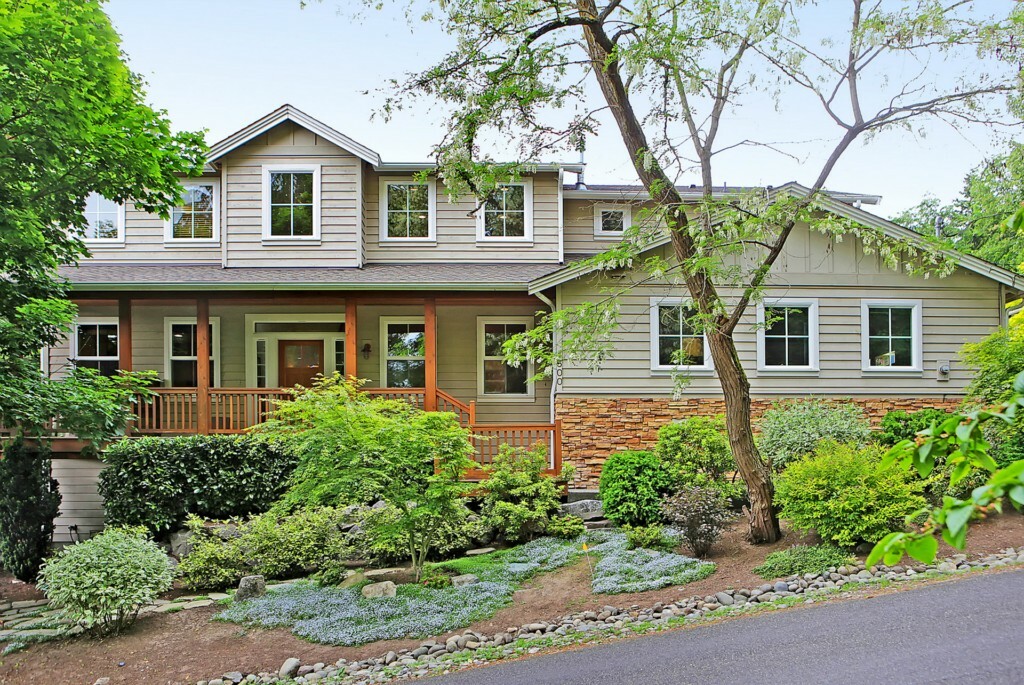 Property Photo: 4500 SW Hemlock Wy WA 98136