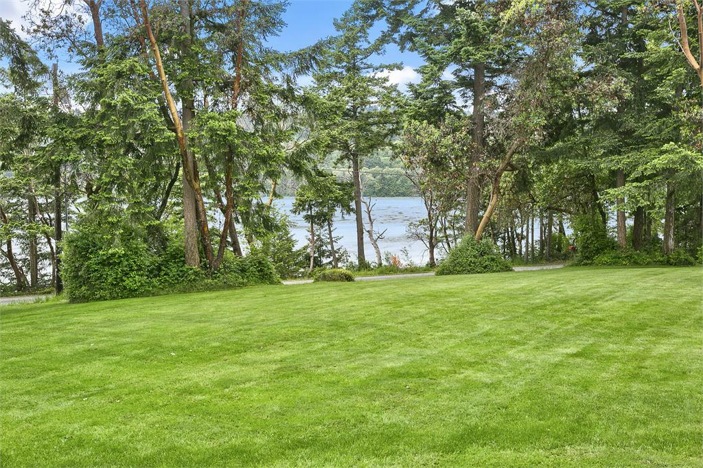 Property Photo:  235 Barnum Rd  WA 98282 