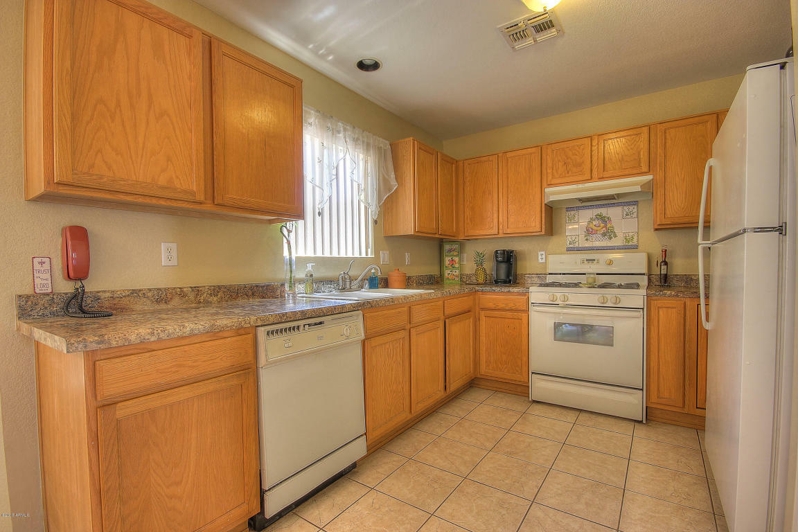 Property Photo:  8021 S 34th Place  AZ 85042 