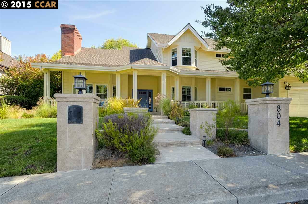 Property Photo: 804 Waingarth Ct CA 94526