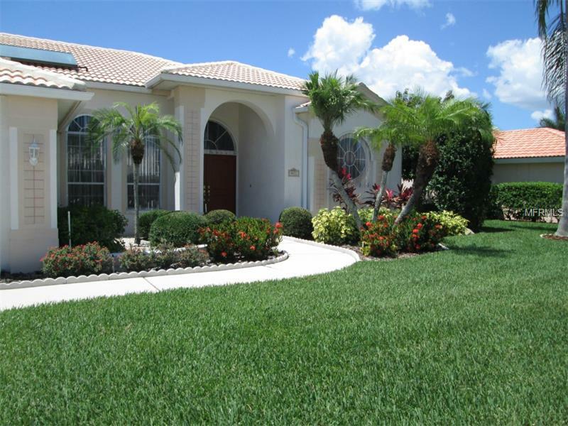 Property Photo:  8872 Havenridge Drive  FL 34238 