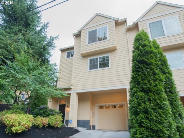 Property Photo:  2402 SW Nebraska St  OR 97239 