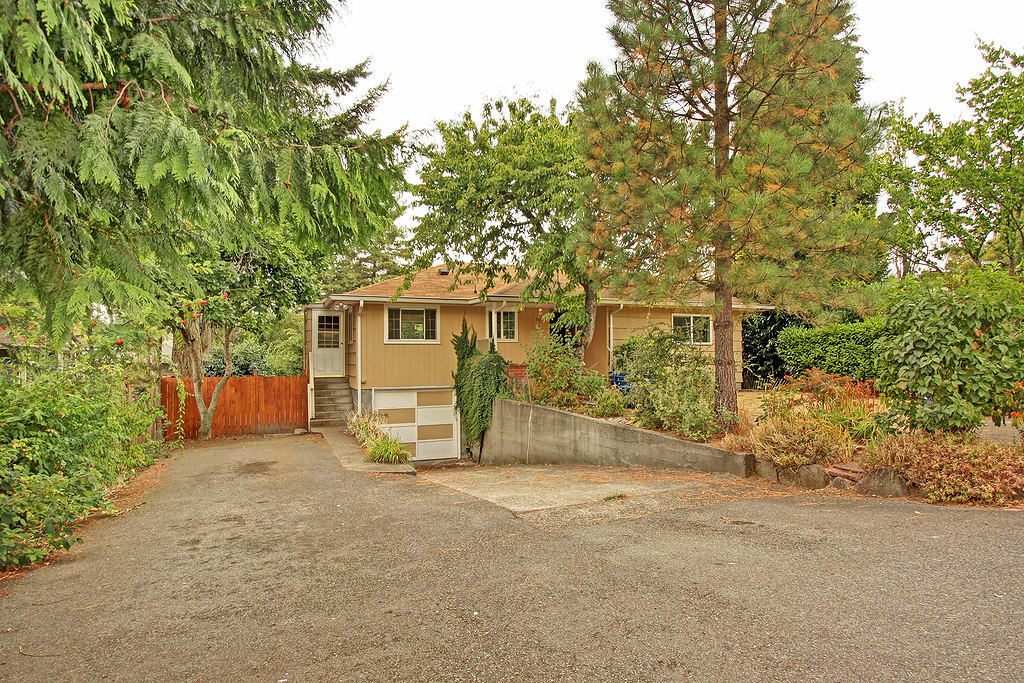 Property Photo:  18009 12th Ave NE  WA 98155 