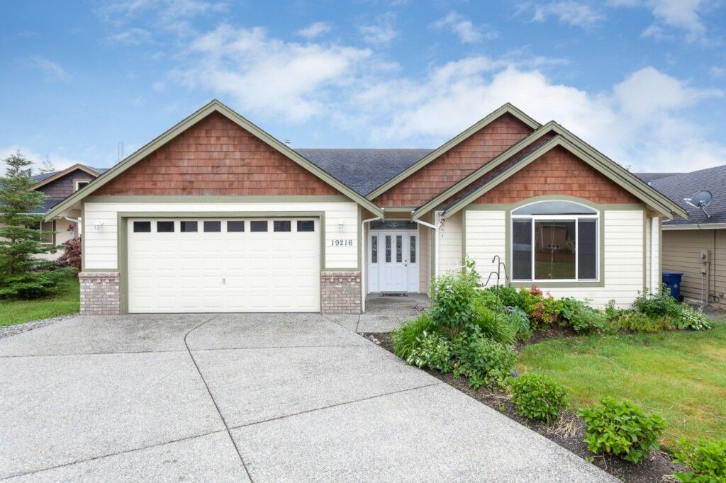 Property Photo: 19216 84th Ave NE WA 98223