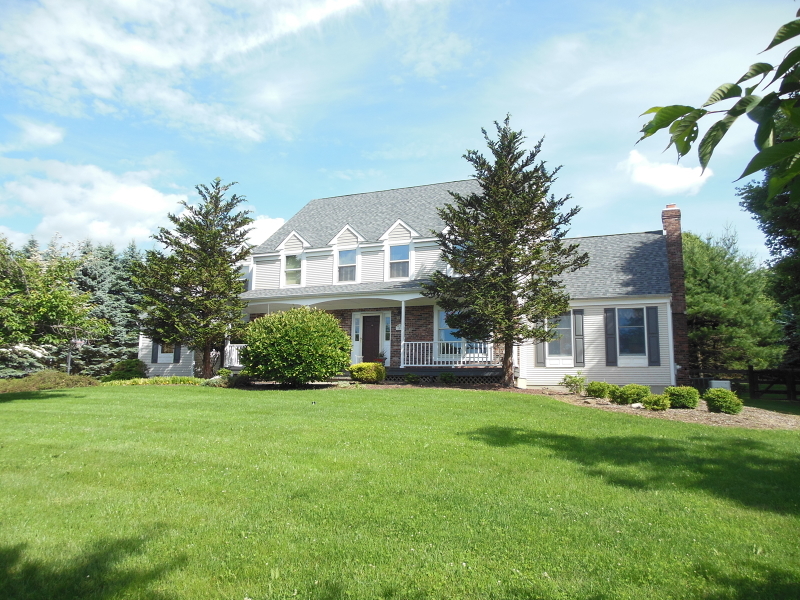 Property Photo:  109 Hoffman Ln  NJ 08826 