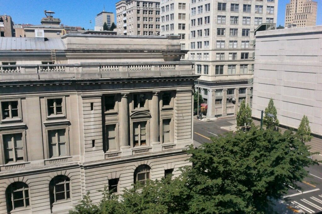 Property Photo:  1101 A St 605  WA 98402 