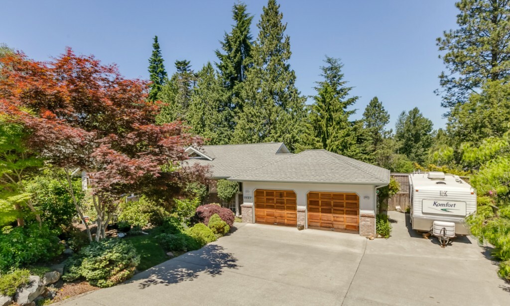 Property Photo:  3227 214th St SW  WA 98036 