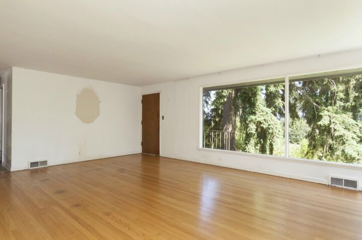 Property Photo:  16546 37th Ave NE  WA 98155 
