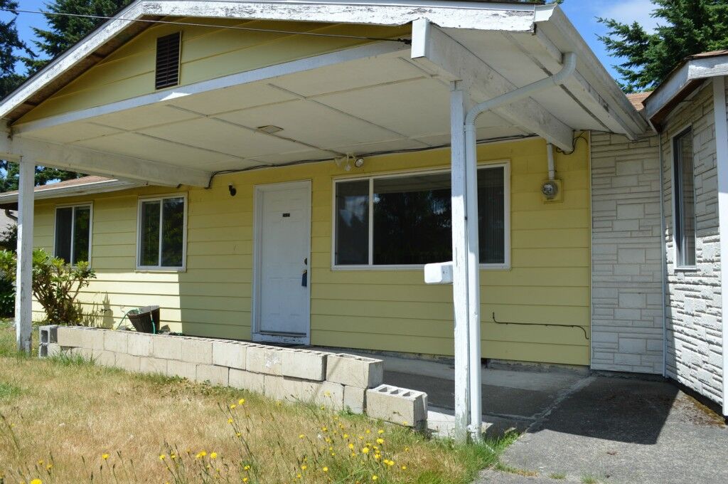 Property Photo: 2327 Maple Lane WA 98388