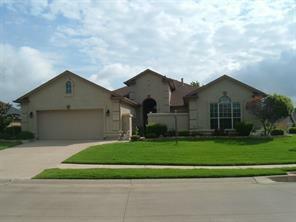 Property Photo: 9016 Crestview Drive TX 76207