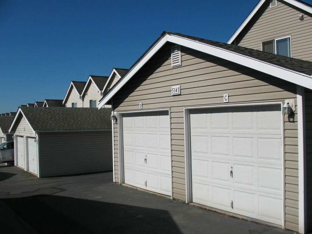 Property Photo: 5141 Green Hills Ave NE D WA 98422