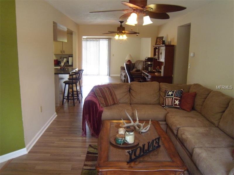 Property Photo: 2340 Roselawn Circle FL 34231