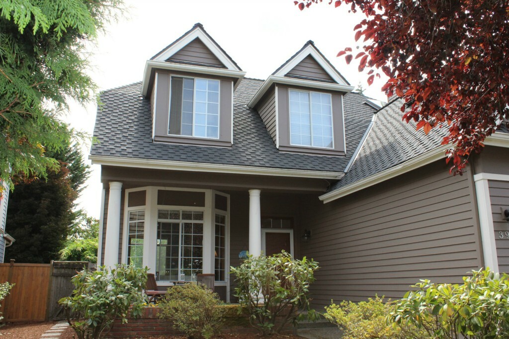 Property Photo:  3944 255th Place SE  WA 98029 