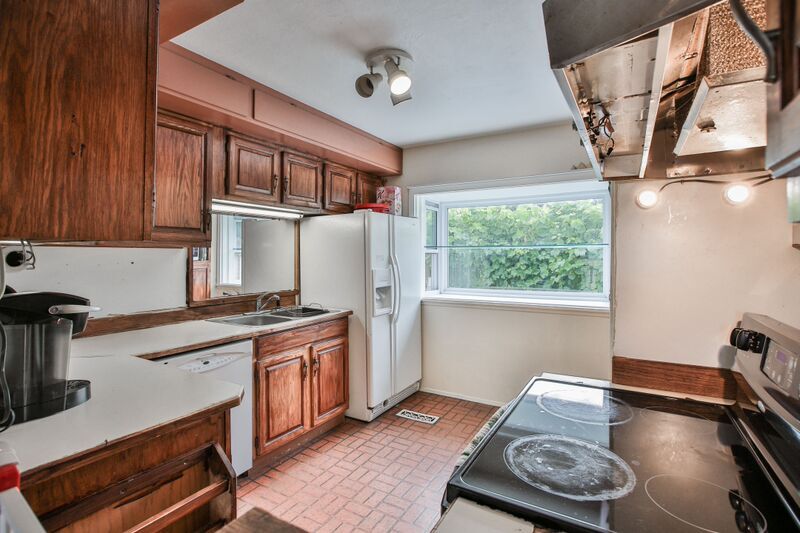 Property Photo: 5921 21st Ave SW WA 98106