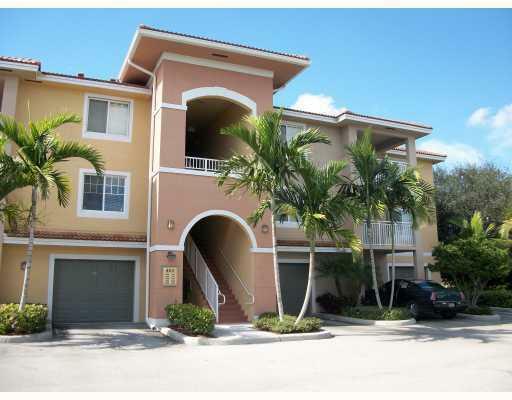 Property Photo: 6511 Emerald Dunes Drive 205 FL 33411