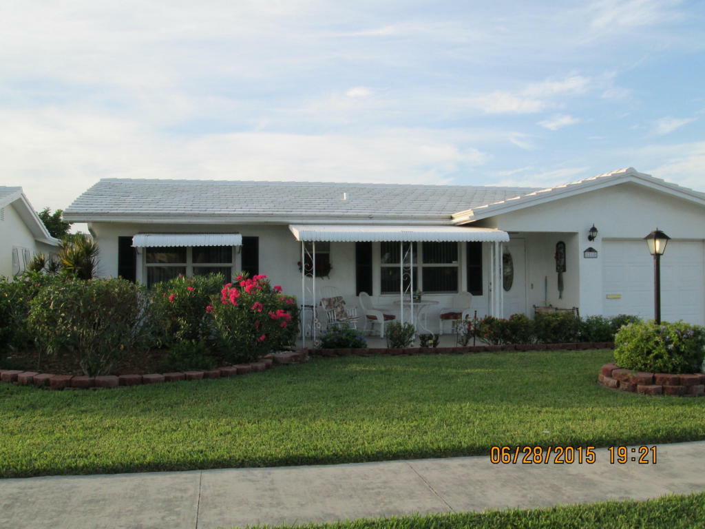 Property Photo: 1810 SW 18th Street FL 33426