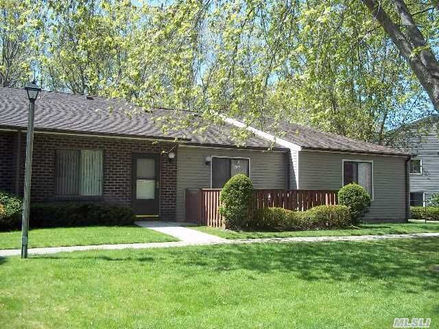 721 Hilltop Court  Coram NY 11727 photo