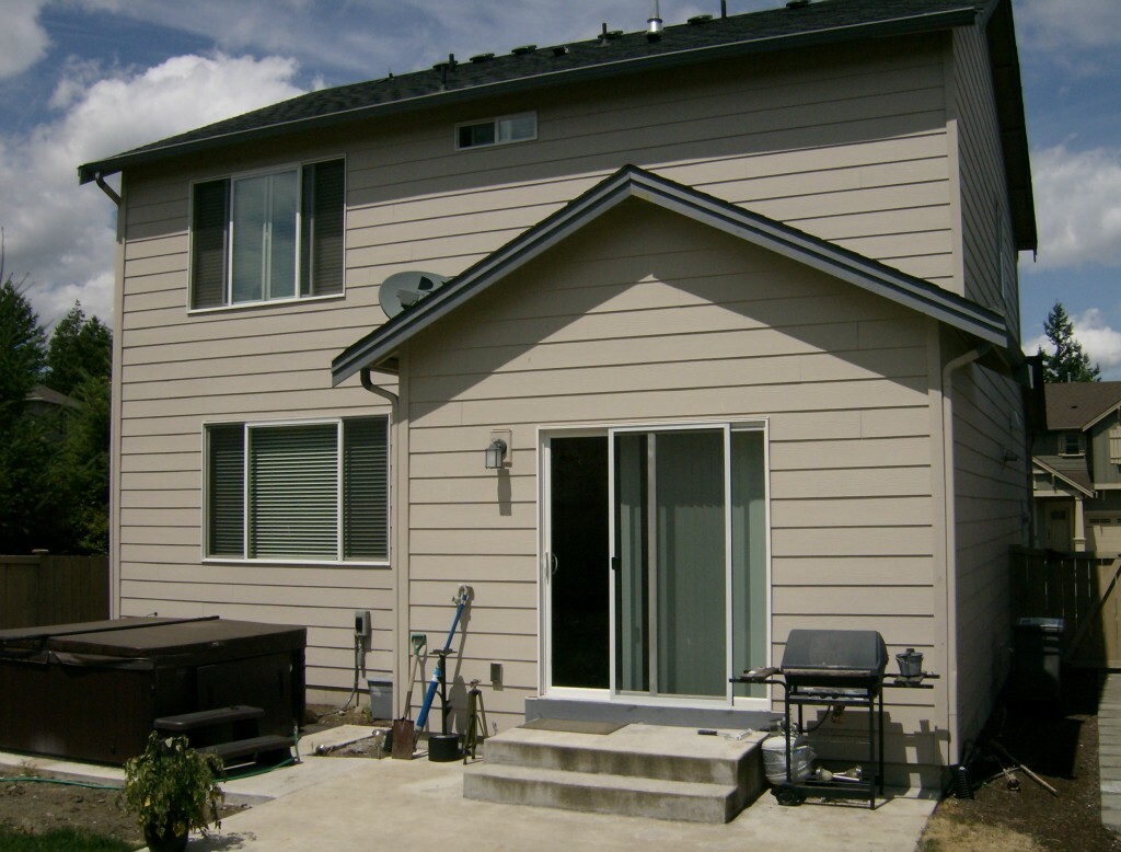 Property Photo:  2210 55th St SE  WA 98092 