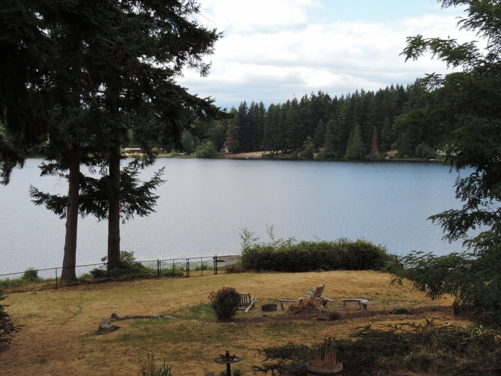 Property Photo:  4219 Lakeview Ct NW  WA 98312 