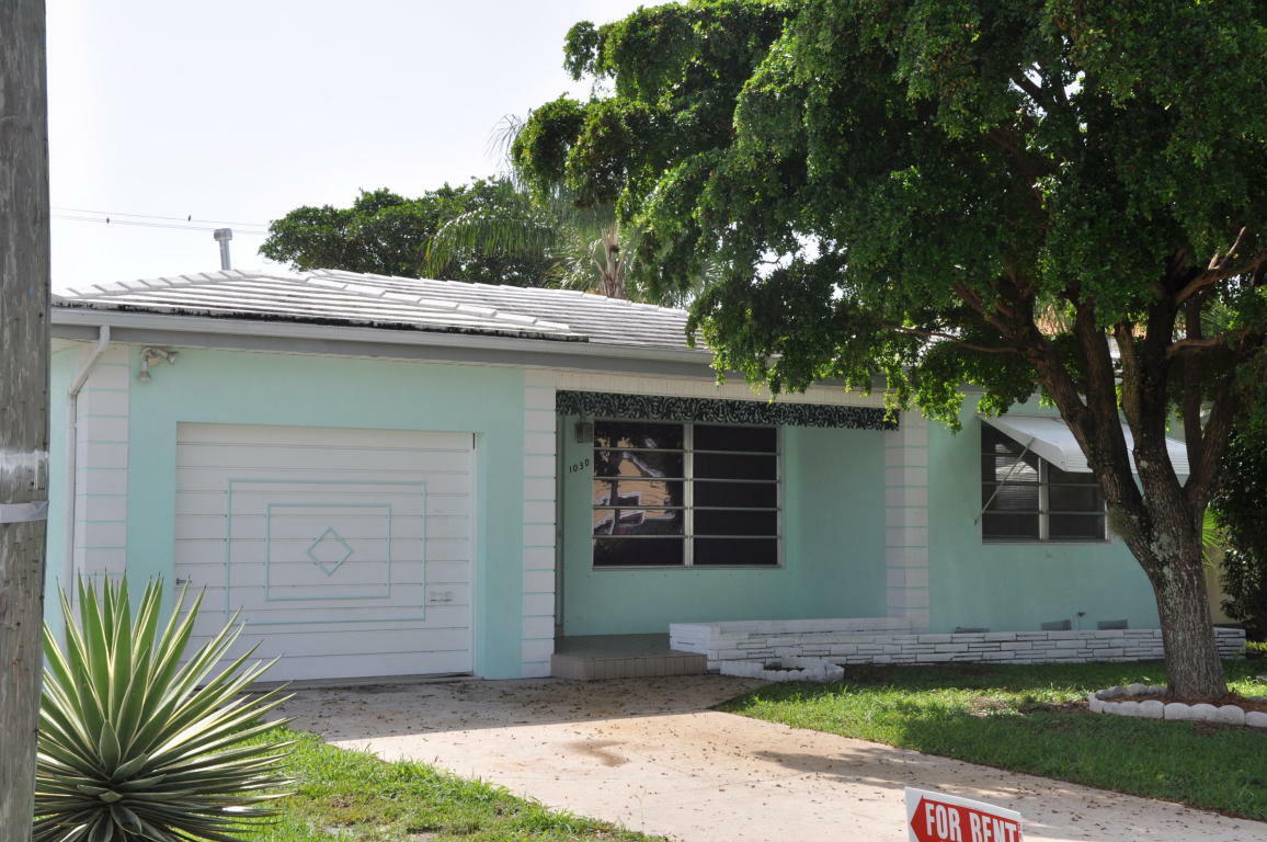 Property Photo:  1030 N M Street  FL 33460 