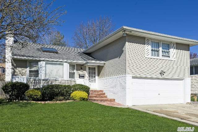 Property Photo: 1994 Teehan Ln NY 11510