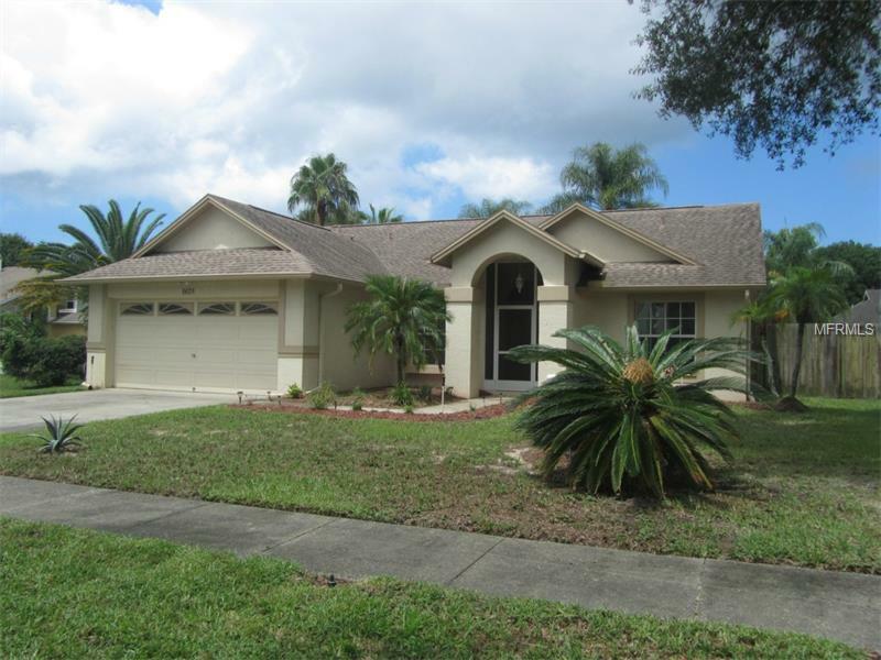 Property Photo:  1429 Ridge Shore Drive  FL 34689 