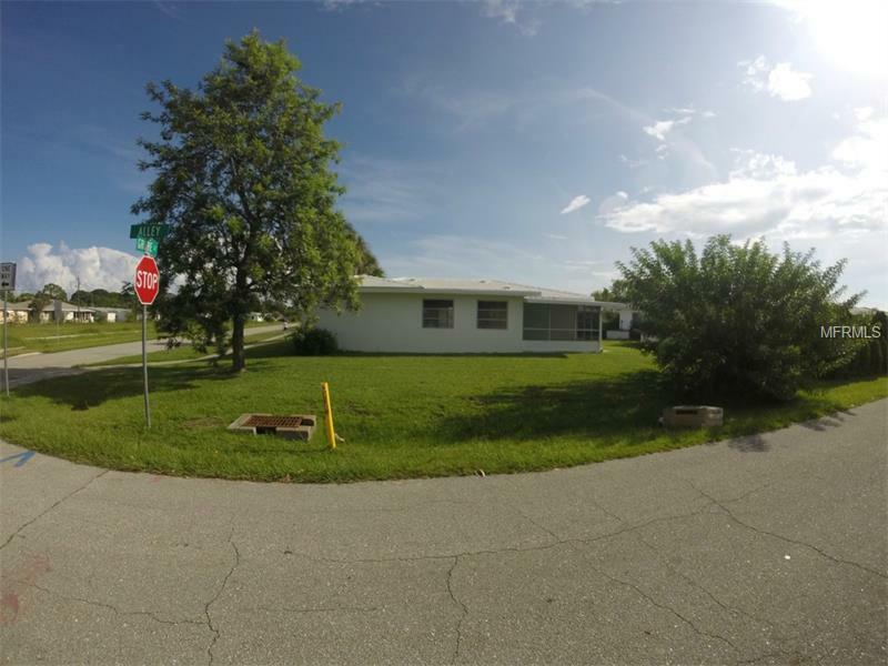 Property Photo:  8961 Abbey Court  FL 34287 