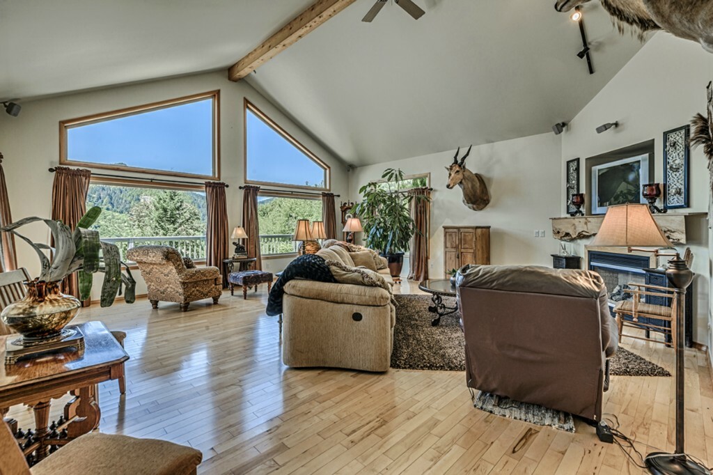 Property Photo:  20202 Cavanaugh Ct  WA 98274 