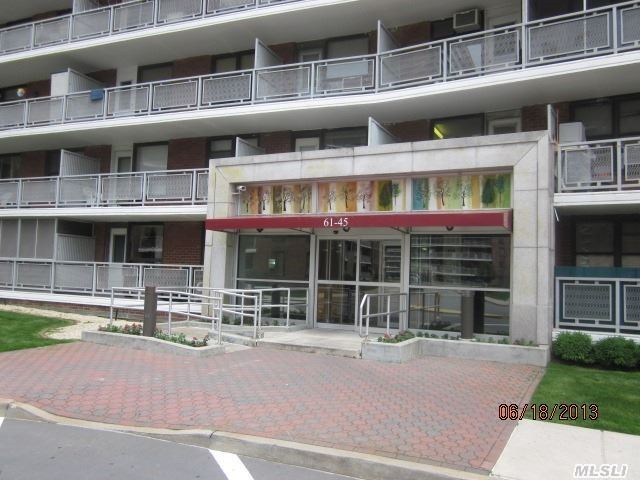 Property Photo: 61-15 98 St 10H NY 11374