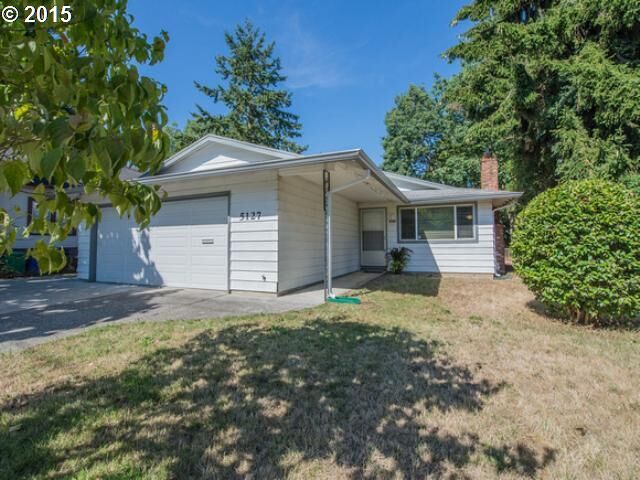Property Photo:  5127 SE 67th Ave  OR 97206 