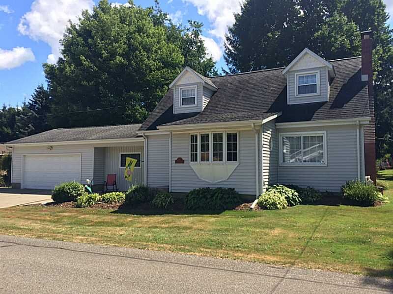 Property Photo: 215 Beech Street PA 16412