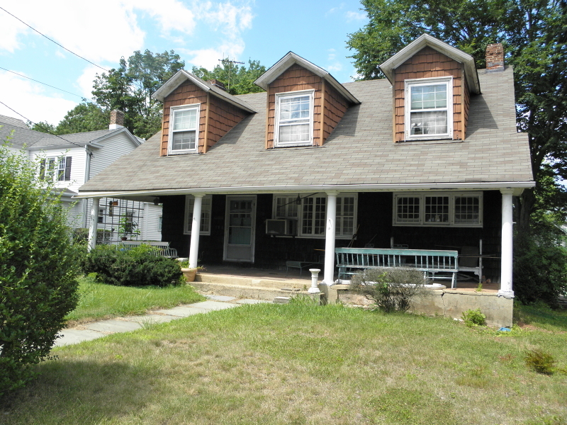 Property Photo:  142 W Cliff St  NJ 08876 