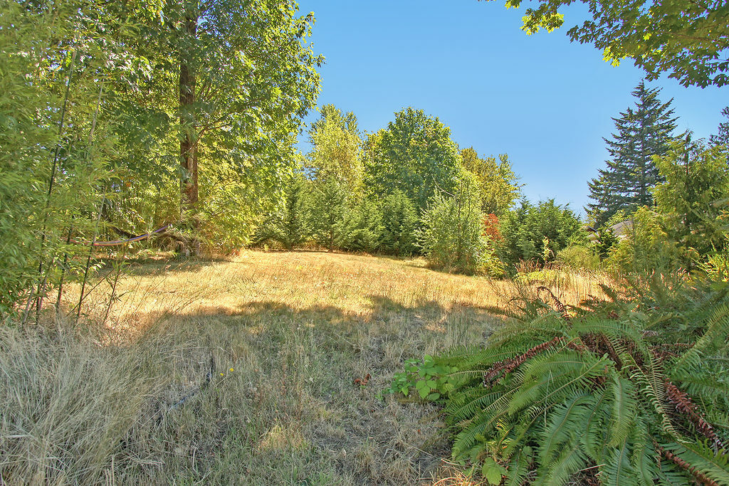 Property Photo:  13401 Beverly Park Rd  WA 98087 