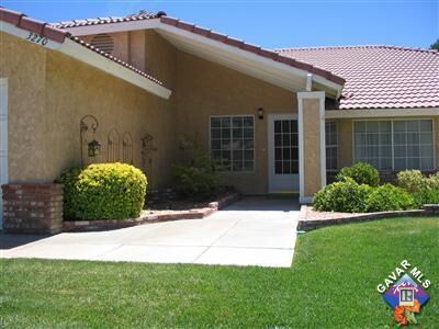 Property Photo:  3270 Marilynn Street  CA 93536 
