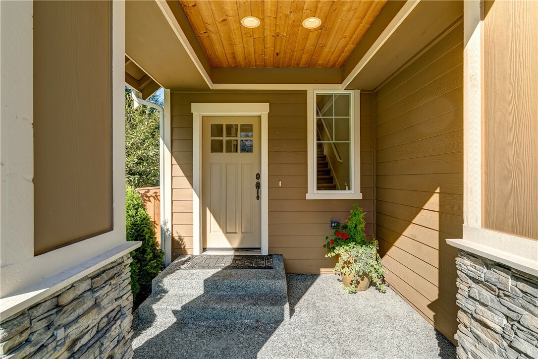 Property Photo: 8131 NE 187th Place WA 98028
