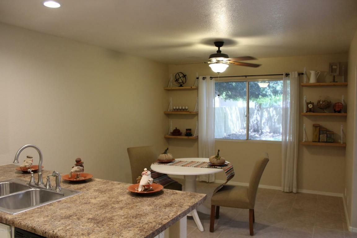 Property Photo:  318 W Monte Cristo Avenue  AZ 85023 