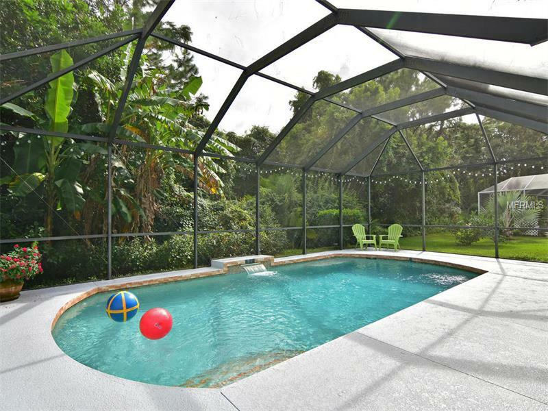 Property Photo:  11812 Winding Woods Way  FL 34202 