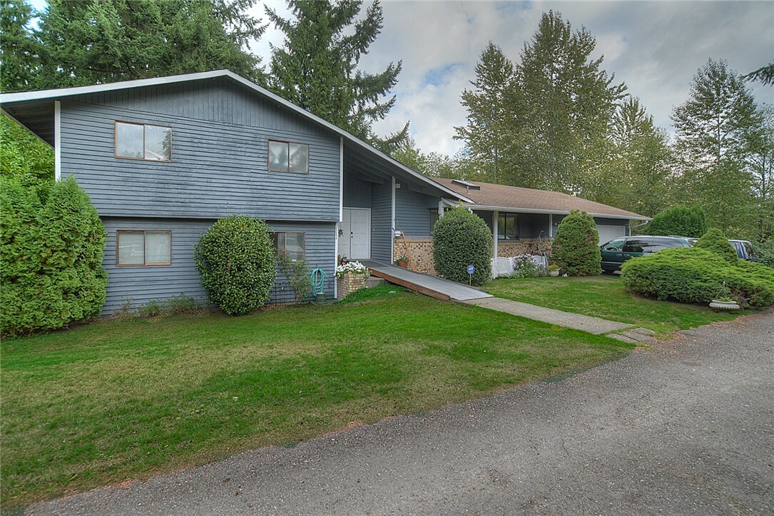 Property Photo:  11258 166th Ave NE  WA 98052 