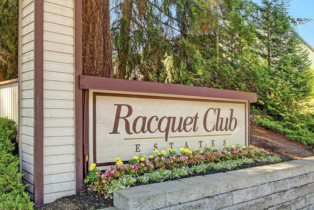 Property Photo: 14616 NE 44th St M11 WA 98007