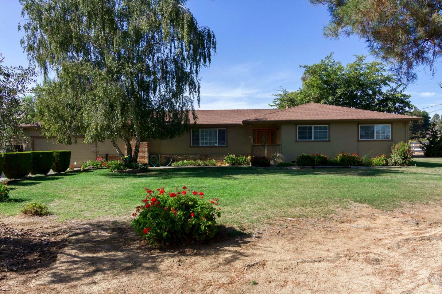 Property Photo: 1625 Jennifer Lane CA 95020