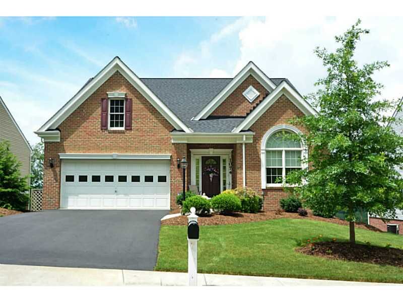 Property Photo: 1074 Woodlawn Drive PA 15317