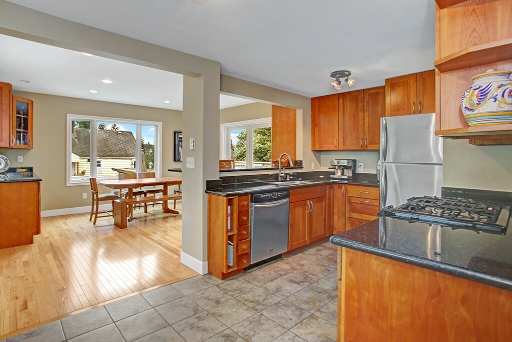 Property Photo:  603 NW 50th St  WA 98107 