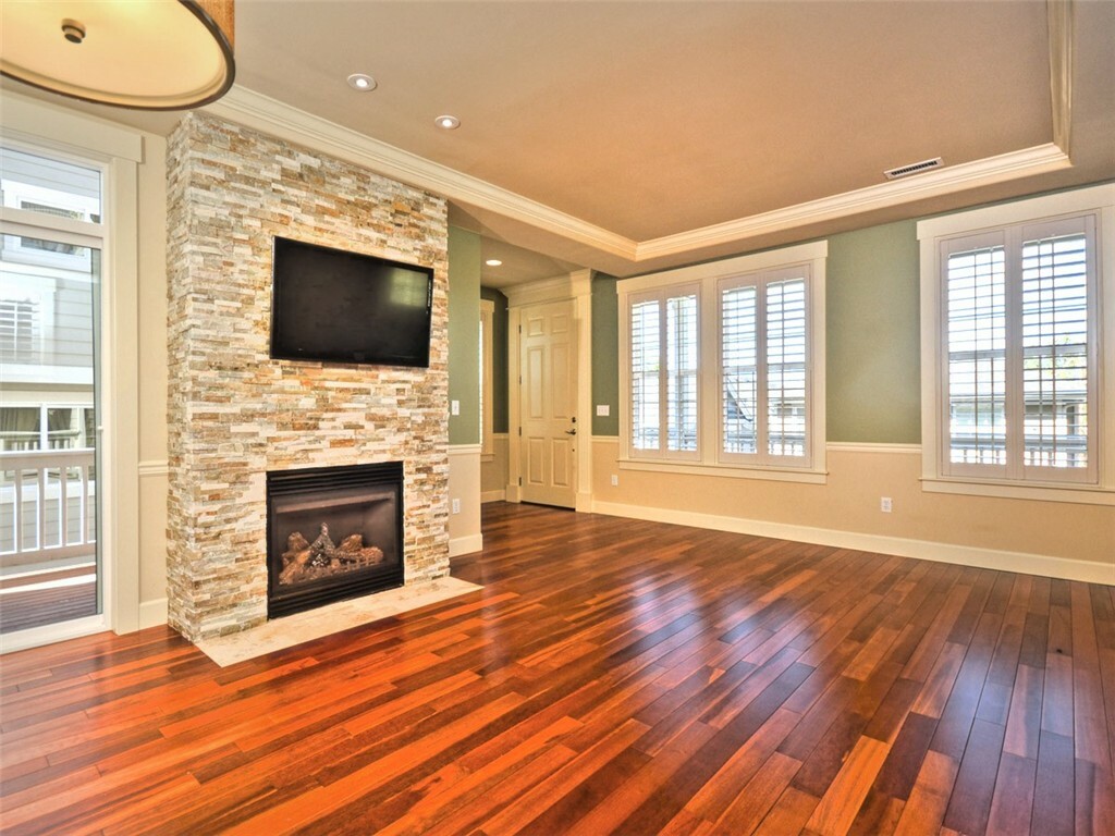 Property Photo: 12408 NE 172nd Ct WA 98072