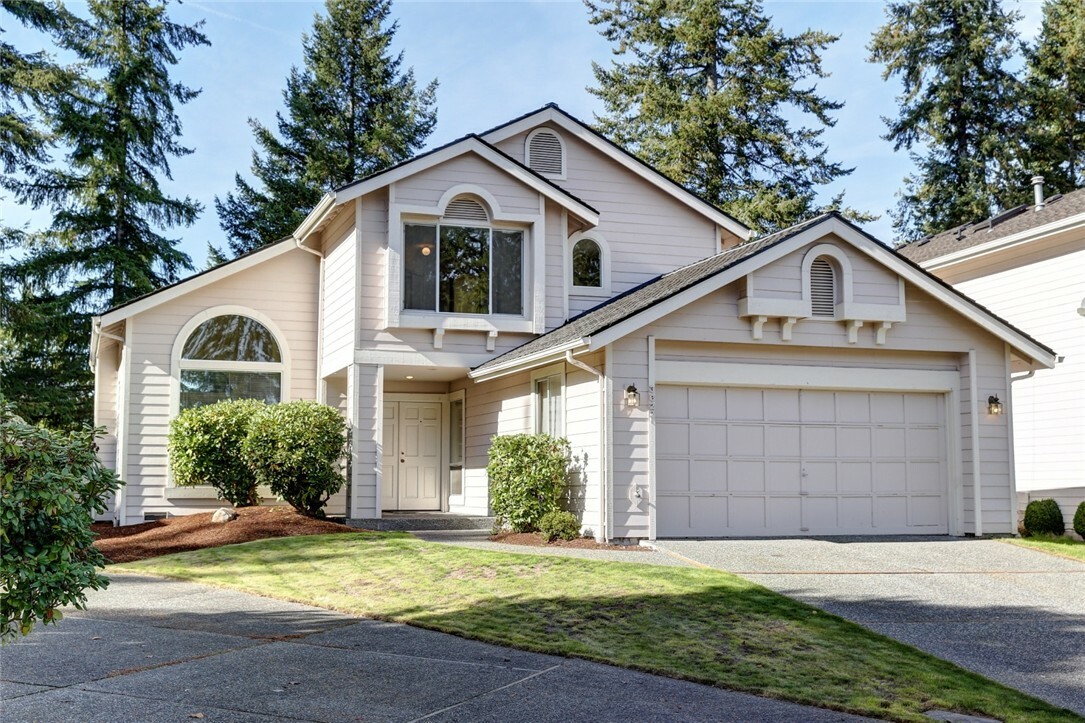 Property Photo:  3627 252nd Place SE  WA 98029 