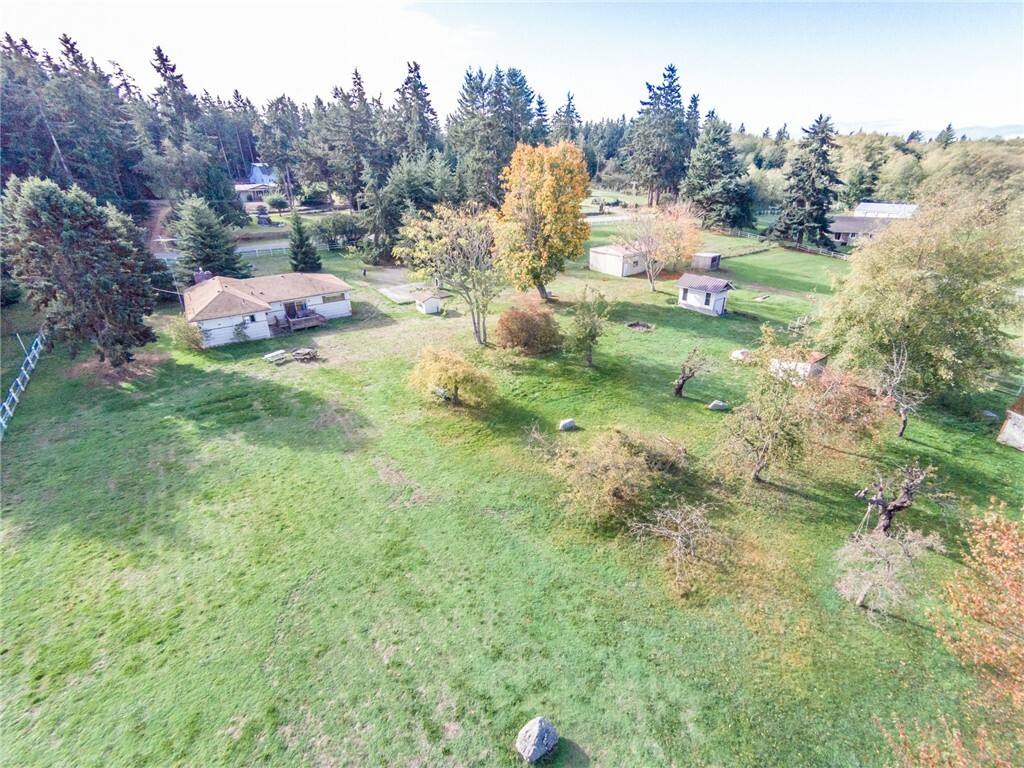 Property Photo:  340 W Sleeper Rd  WA 98277 