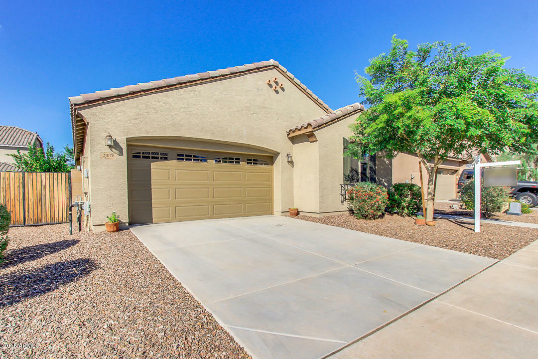 Property Photo:  21078 E Pecan Lane  AZ 85142 