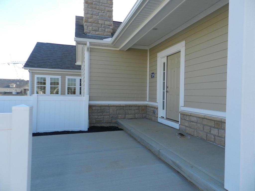 Property Photo: 3086 Rossmore Circle OH 43065