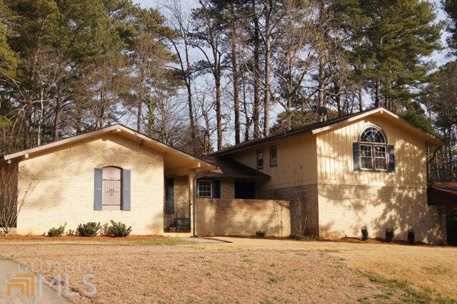 Property Photo: 4583 Sharon Valley Ct GA 30338