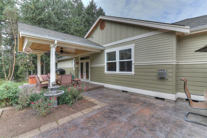 Property Photo: 5427 102nd Ave NW WA 98335